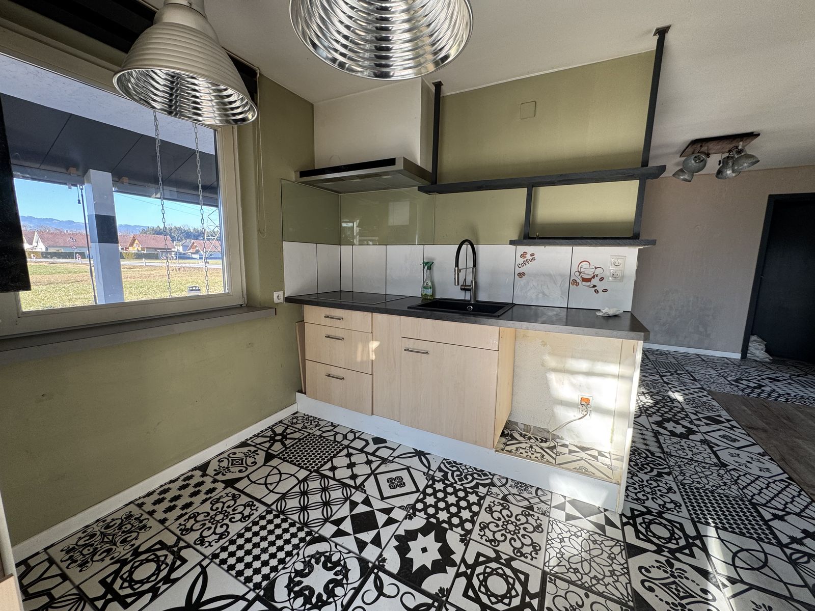 Bungalow mit traumhaftem Wintergarten in ruhiger Wohngegend – 7