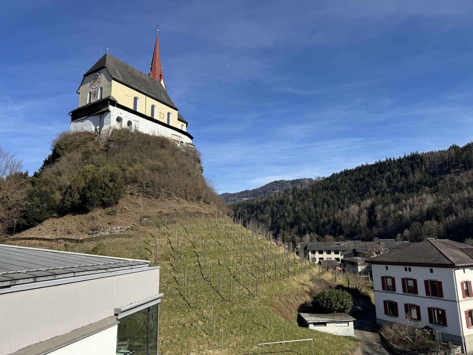 3-Zimmerwohnung mit viel Potential in sehr zentraler Lage – 7