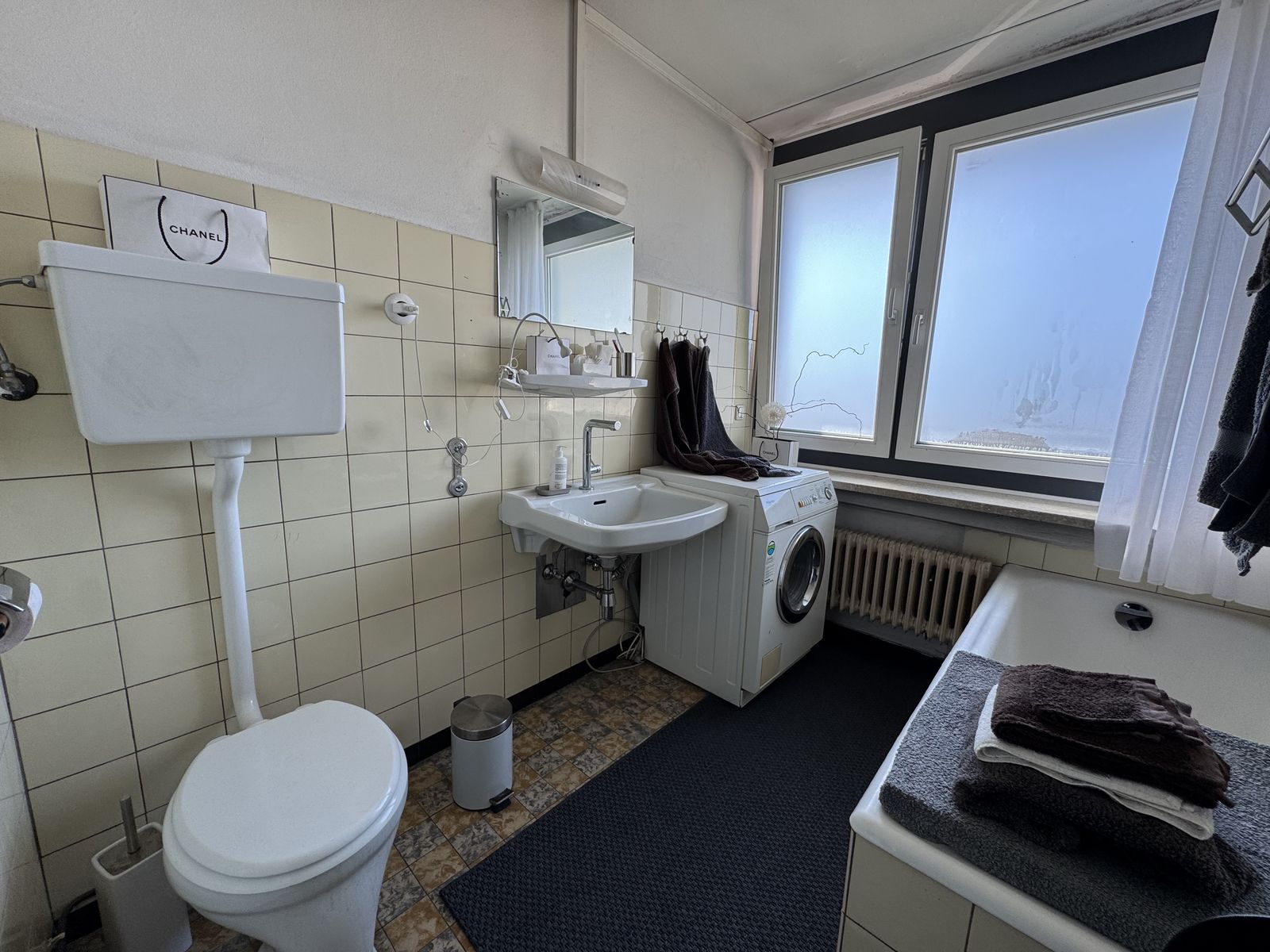 3-Zimmerwohnung mit viel Potential in sehr zentraler Lage – 8