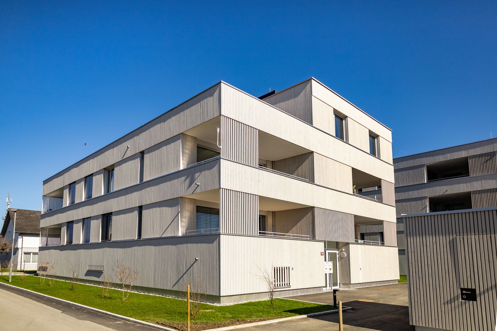 Neubau-Wohnung am Bodensee: 3 Zimmer, moderne Ausstattung, Natur & Infrastruktur – 9
