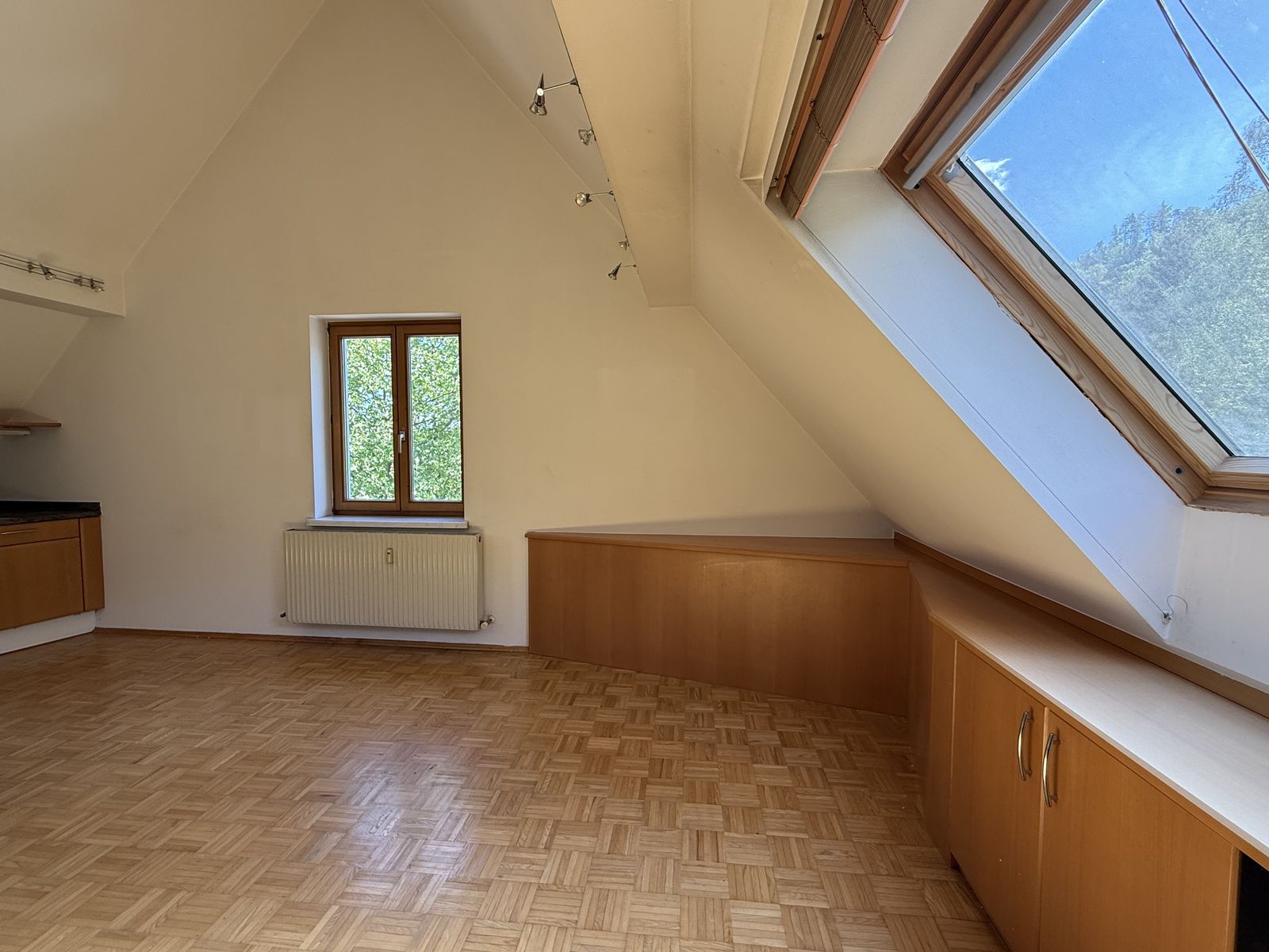 Gemütliche Dachgeschosswohnung in zentraler Lage – 7