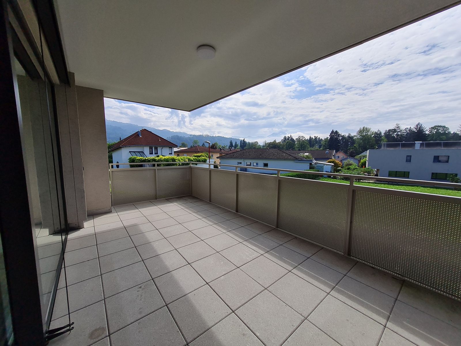 Erstklassige 3-Zimmer-Terrassenwohnung mit perfekter Raumaufteilung in Sulz – 9